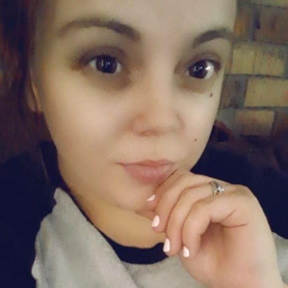 Meet your Posher, Jennipher - Picture 1 of 1